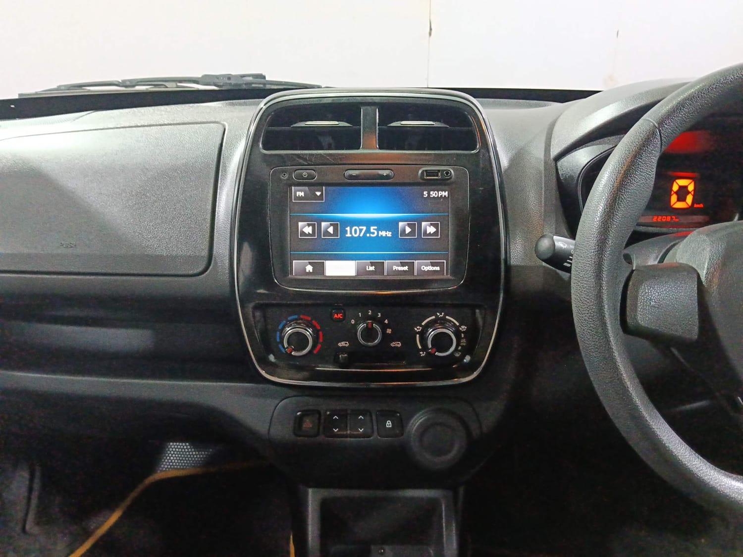 यूज़्ड 2016 रेनो क्विड, Kochi Ernakulam 12 यूज़्ड 2016 रेनो क्विड, Kochi Ernakulam 12