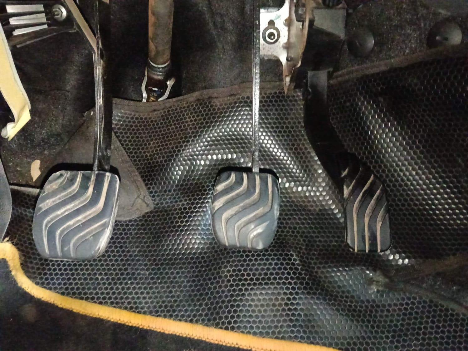 यूज़्ड 2016 रेनो क्विड, Kochi Ernakulam 25 यूज़्ड 2016 रेनो क्विड, Kochi Ernakulam 25