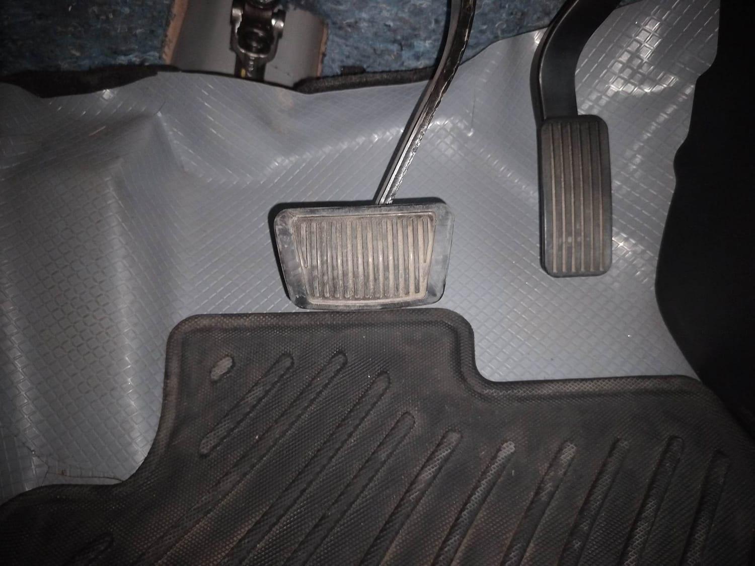 यूज़्ड 2023 किया कैरेंस, Coimbatore 25 यूज़्ड 2023 किया कैरेंस, Coimbatore 25