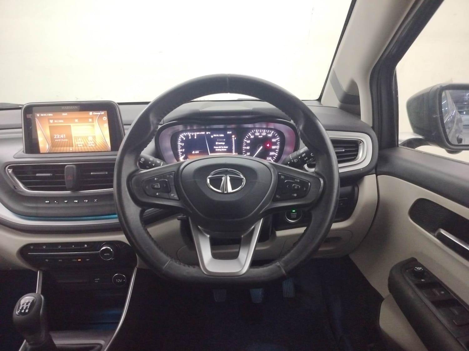 यूज़्ड 2021 टाटा अलट्रोज़, Coimbatore 13 यूज़्ड 2021 टाटा अलट्रोज़, Coimbatore 13