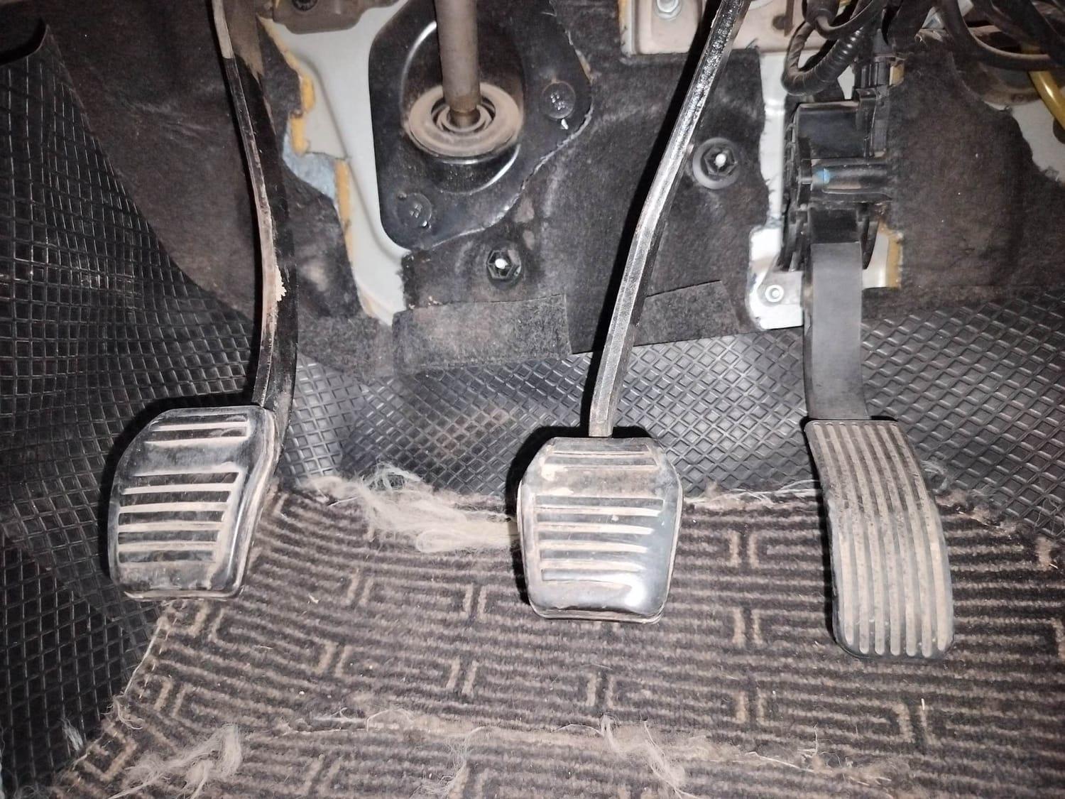 यूज़्ड 2018 महिंद्रा टीयूवी300, Coimbatore 25 यूज़्ड 2018 महिंद्रा टीयूवी300, Coimbatore 25