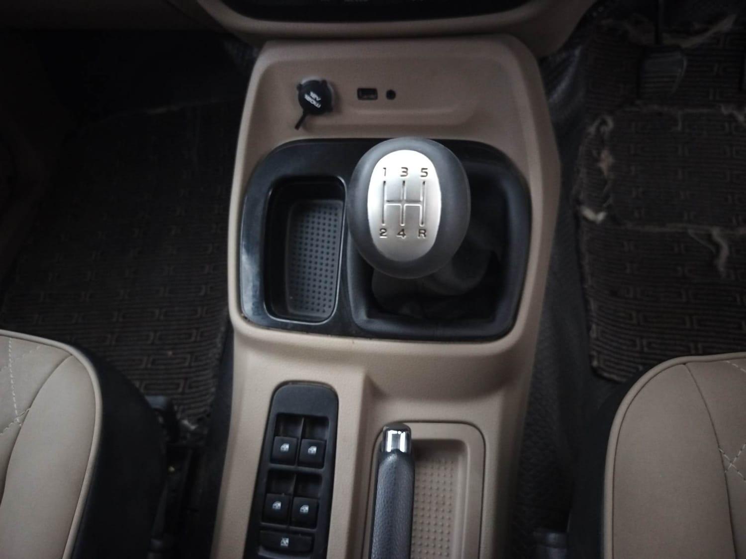 यूज़्ड 2018 महिंद्रा टीयूवी300, Coimbatore 15 यूज़्ड 2018 महिंद्रा टीयूवी300, Coimbatore 15