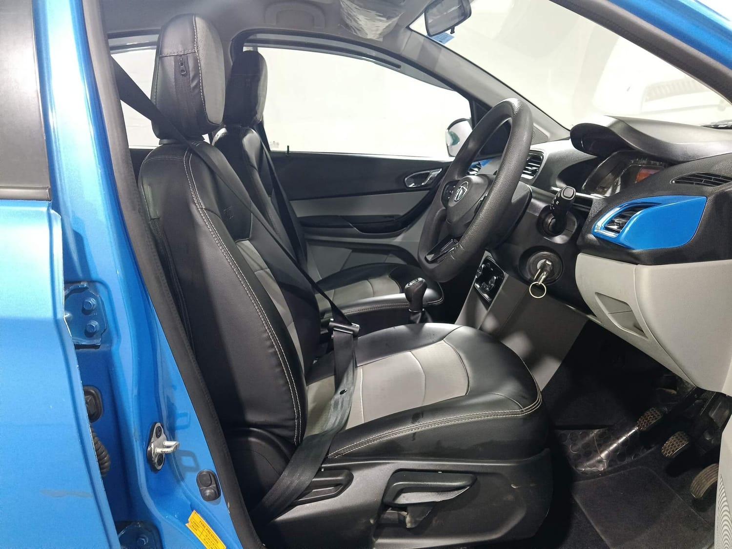 यूज़्ड 2020 टाटा टियागो, Kochi Ernakulam 16 यूज़्ड 2020 टाटा टियागो, Kochi Ernakulam 16