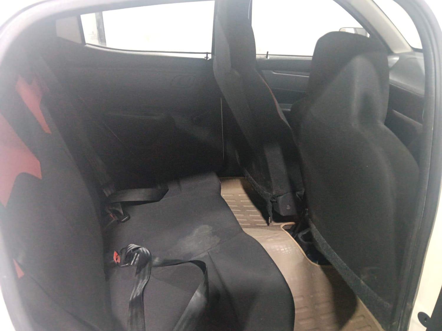 यूज़्ड 2015 रेनो क्विड, Kochi Ernakulam 17 यूज़्ड 2015 रेनो क्विड, Kochi Ernakulam 17