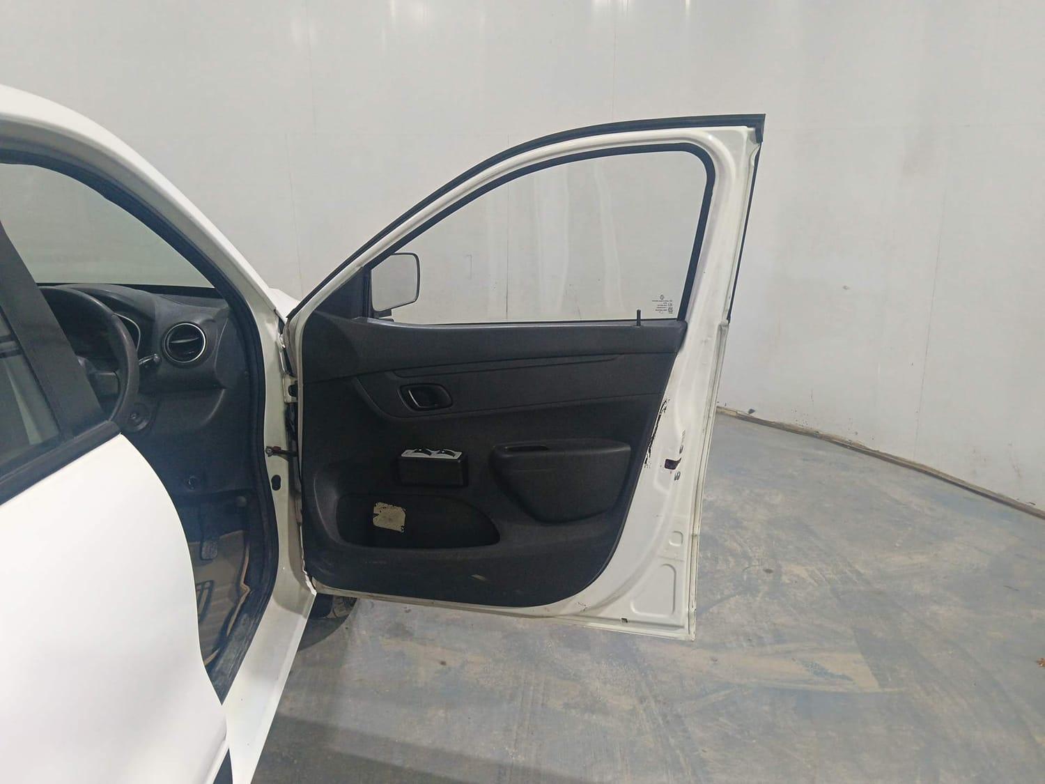 यूज़्ड 2015 रेनो क्विड, Kochi Ernakulam 18 यूज़्ड 2015 रेनो क्विड, Kochi Ernakulam 18