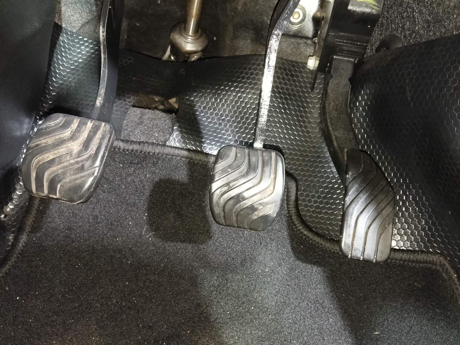 यूज़्ड 2020 रेनो ट्राइबर, Kochi Ernakulam 25 यूज़्ड 2020 रेनो ट्राइबर, Kochi Ernakulam 25