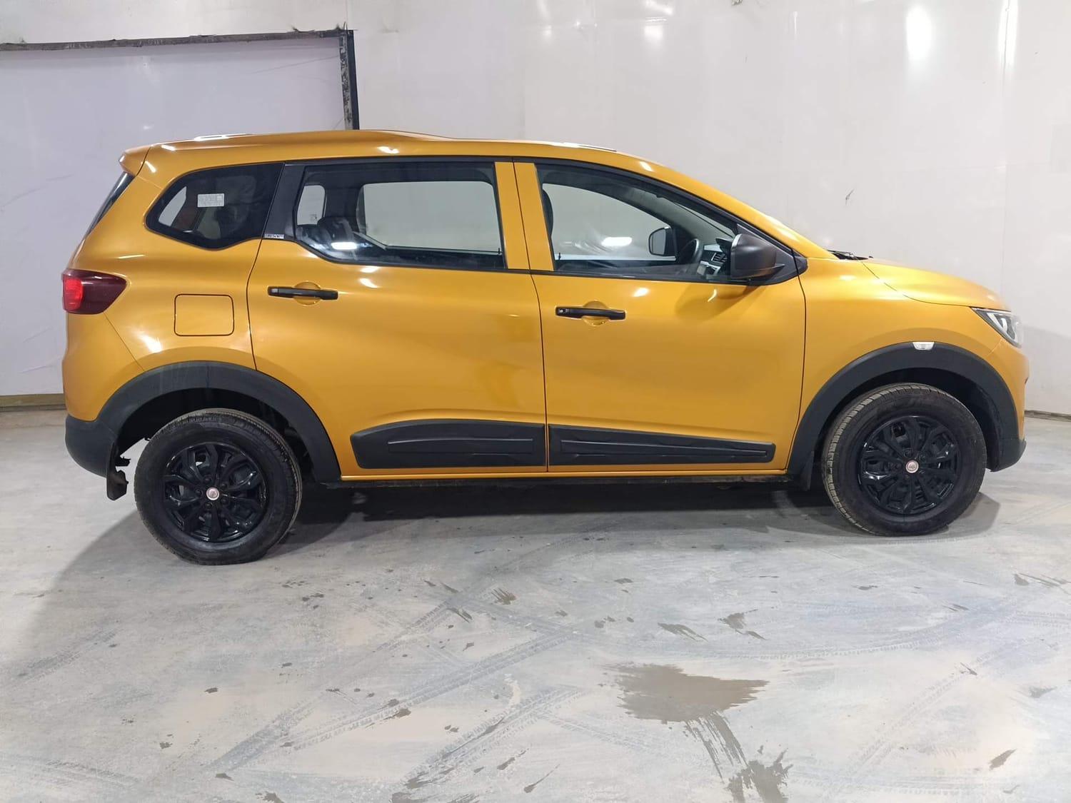 यूज़्ड 2020 रेनो ट्राइबर, Kochi Ernakulam 5 यूज़्ड 2020 रेनो ट्राइबर, Kochi Ernakulam 5