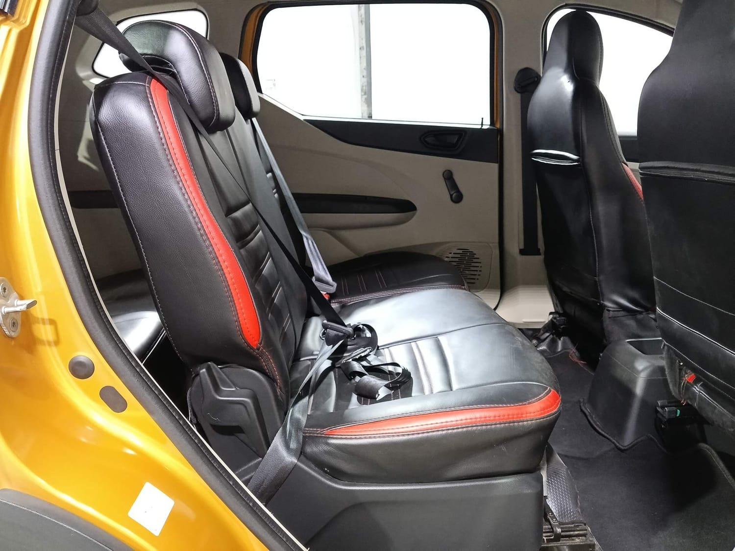 यूज़्ड 2020 रेनो ट्राइबर, Kochi Ernakulam 17 यूज़्ड 2020 रेनो ट्राइबर, Kochi Ernakulam 17