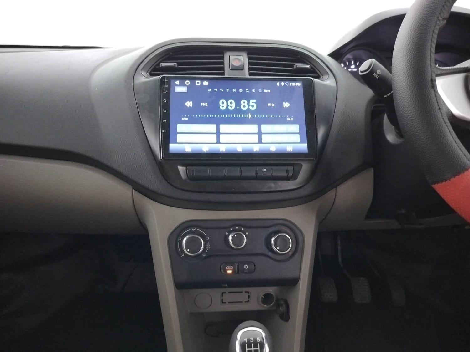 यूज़्ड 2017 टाटा टियागो, Coimbatore 12 यूज़्ड 2017 टाटा टियागो, Coimbatore 12