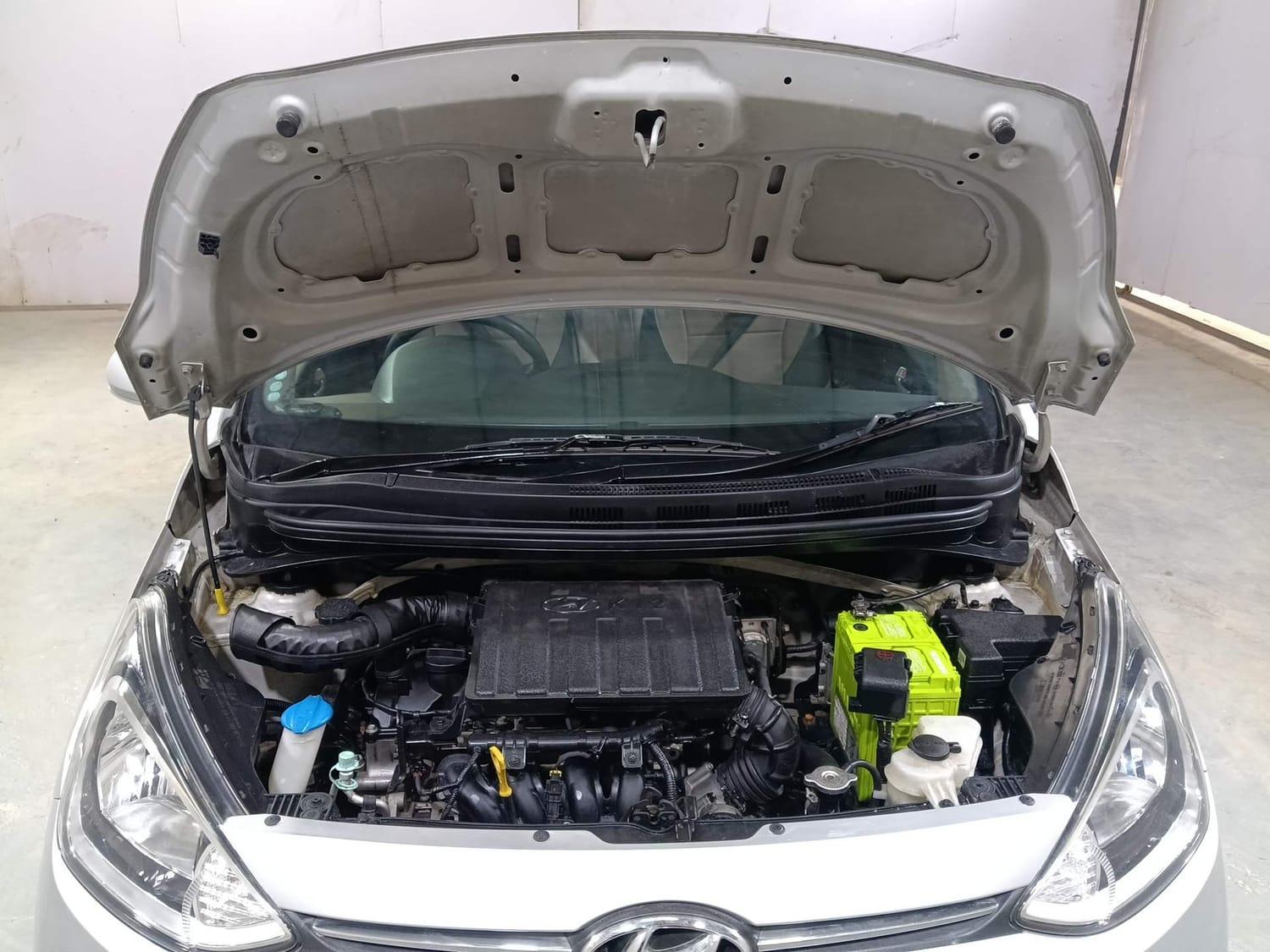 यूज़्ड 2016 ह्युंडई एक्सेंट, Kochi Ernakulam 26 यूज़्ड 2016 ह्युंडई एक्सेंट, Kochi Ernakulam 26