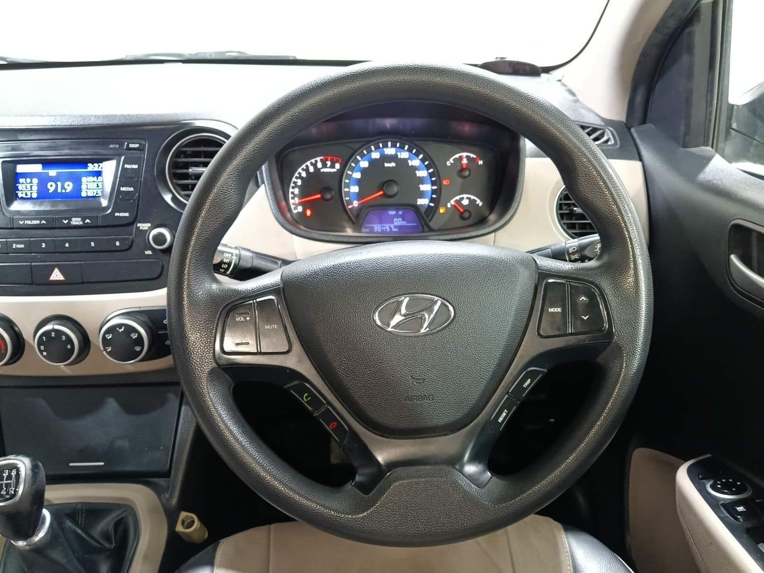 यूज़्ड 2016 ह्युंडई एक्सेंट, Kochi Ernakulam 13 यूज़्ड 2016 ह्युंडई एक्सेंट, Kochi Ernakulam 13