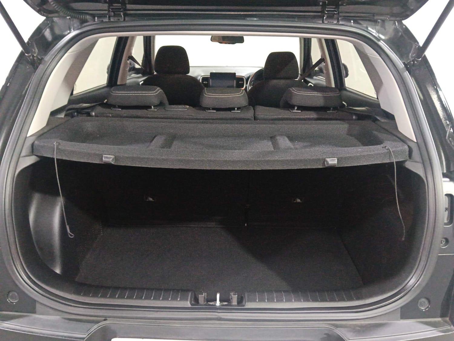 यूज़्ड 2023 ह्युंडई वेन्यू, Kochi Ernakulam 24 यूज़्ड 2023 ह्युंडई वेन्यू, Kochi Ernakulam 24