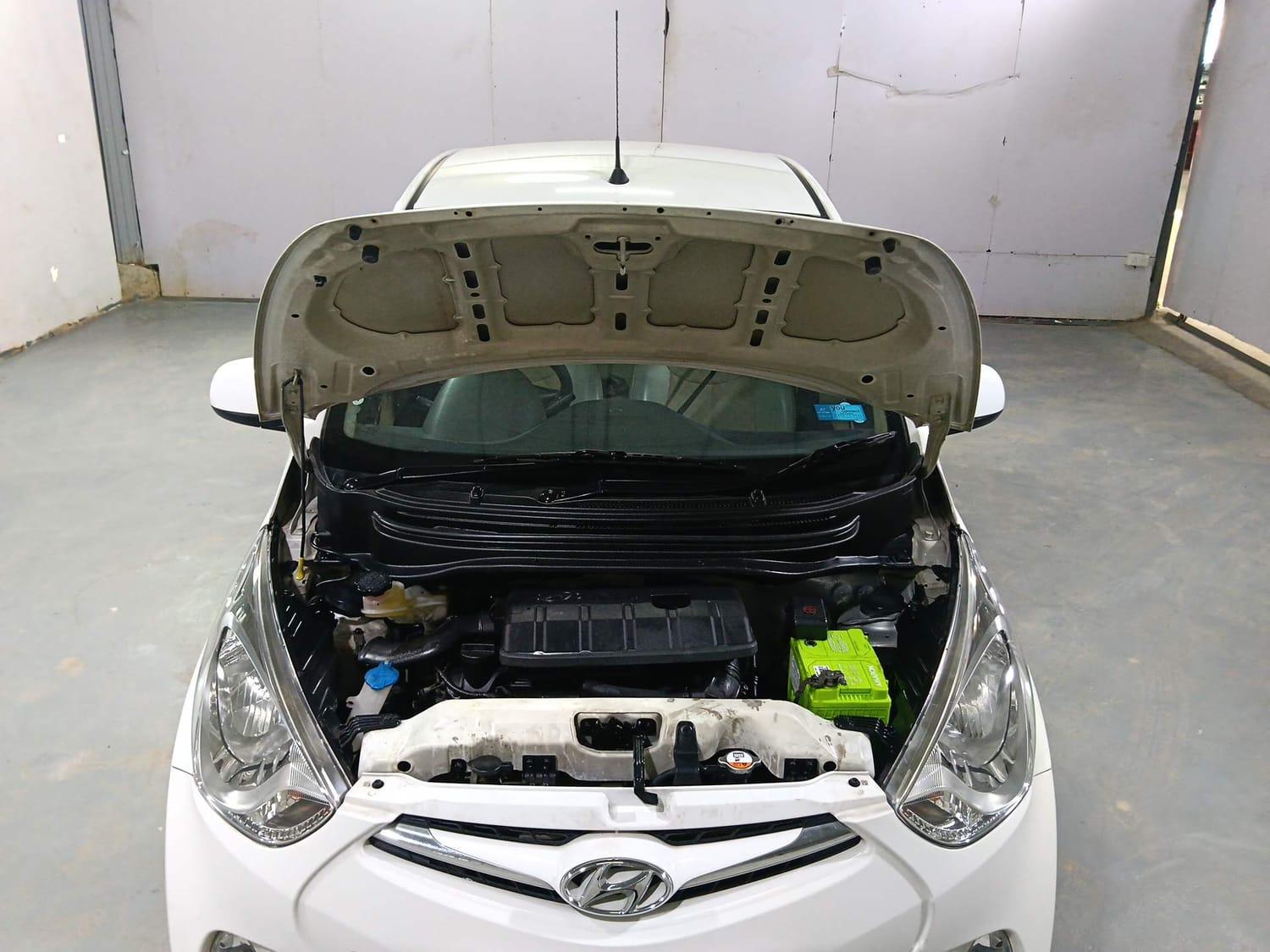 यूज़्ड 2017 ह्युंडई इऑन, Kochi Ernakulam 26 यूज़्ड 2017 ह्युंडई इऑन, Kochi Ernakulam 26