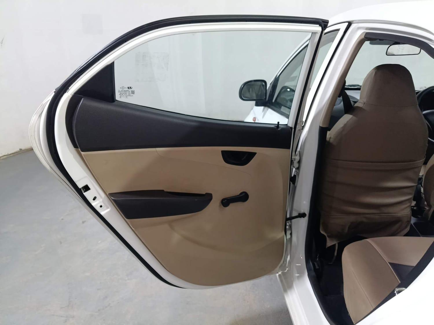 यूज़्ड 2013 ह्युंडई इऑन, Kochi Ernakulam 21 यूज़्ड 2013 ह्युंडई इऑन, Kochi Ernakulam 21