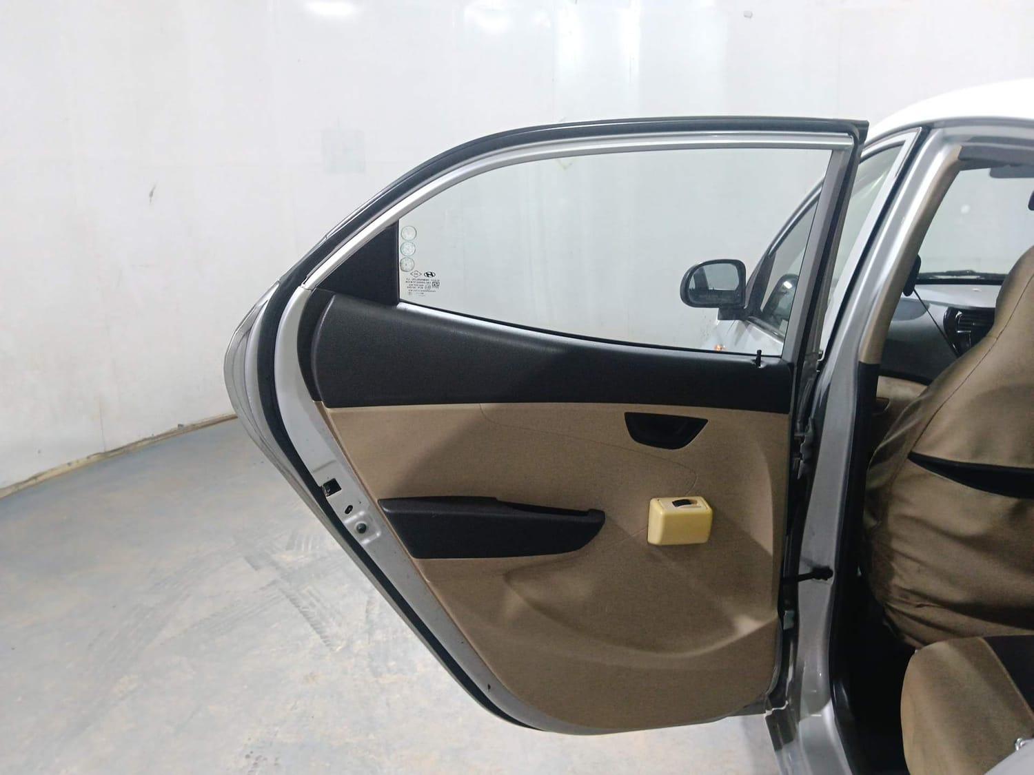 यूज़्ड 2013 ह्युंडई इऑन, Kochi Ernakulam 21 यूज़्ड 2013 ह्युंडई इऑन, Kochi Ernakulam 21