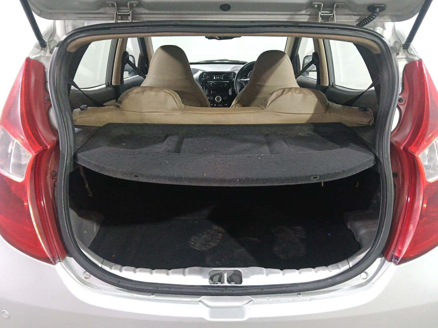 यूज़्ड 2013 ह्युंडई इऑन, Kochi Ernakulam 24 यूज़्ड 2013 ह्युंडई इऑन, Kochi Ernakulam 24