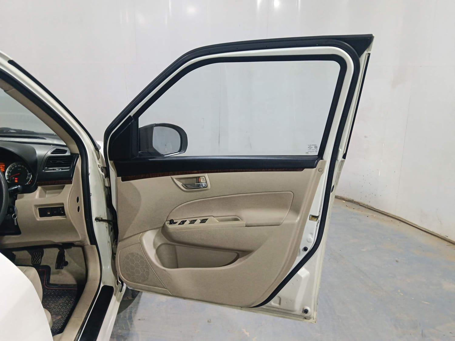 यूज़्ड 2012 मारुति सुजुकी स्विफ्ट डिज़ायर, Kochi Ernakulam 18 यूज़्ड 2012 मारुति सुजुकी स्विफ्ट डिज़ायर, Kochi Ernakulam 18