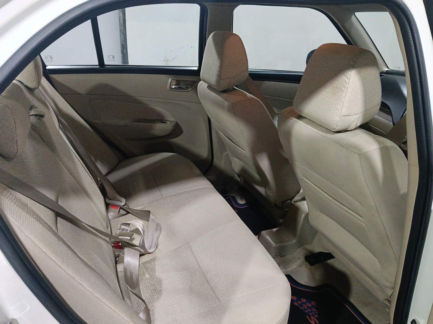 यूज़्ड 2012 मारुति सुजुकी स्विफ्ट डिज़ायर, Kochi Ernakulam 17 यूज़्ड 2012 मारुति सुजुकी स्विफ्ट डिज़ायर, Kochi Ernakulam 17