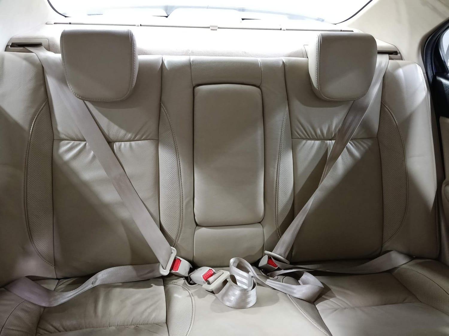 यूज़्ड 2019 मारुति सुजुकी सियाज़, Kochi Ernakulam 22 यूज़्ड 2019 मारुति सुजुकी सियाज़, Kochi Ernakulam 22