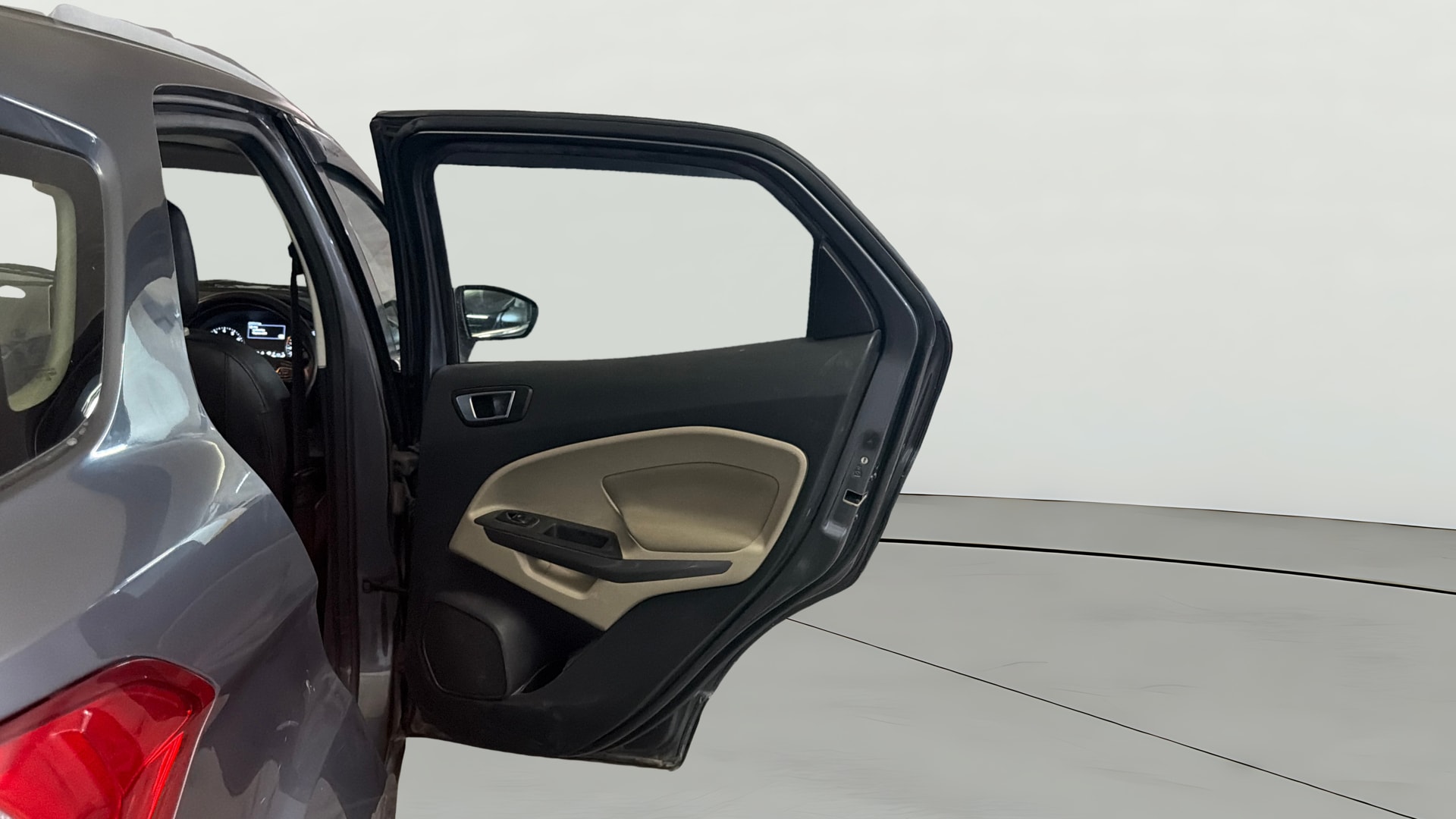 View 2021 Ford EcoSport 1.5 TDCi Diesel Ambiente BS IV Image 7 Used 2021 Ford EcoSport 1.5 TDCi Diesel Ambiente BS IV Image 7