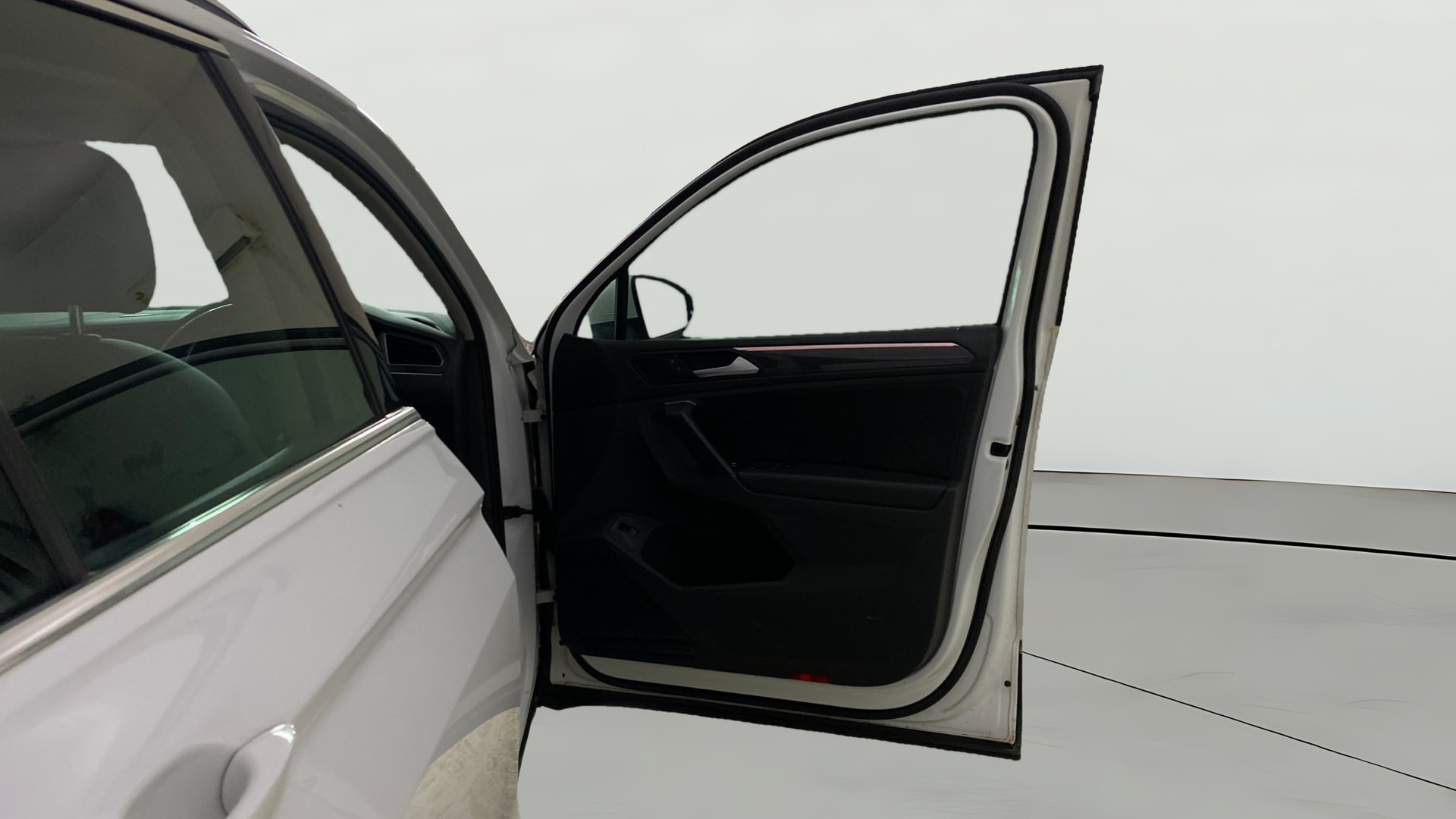 View 2022 Volkswagen Tiguan DSG 4MOTION Comfortline Image 47 Used 2022 Volkswagen Tiguan DSG 4MOTION Comfortline Image 47