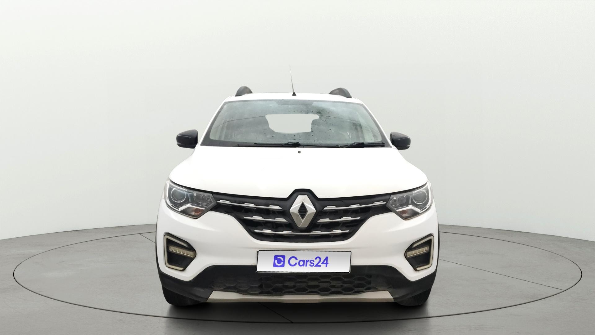 Used 2022 Renault Triber Used 2022 Renault Triber