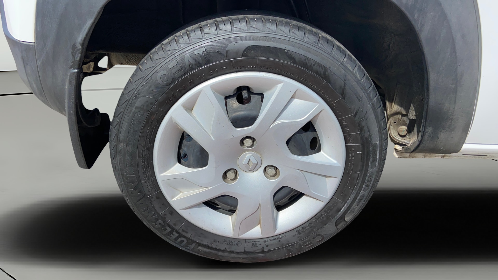 View 2024 Renault Kwid RXT 1.0 Image 23 Used 2024 Renault Kwid RXT 1.0 Image 23