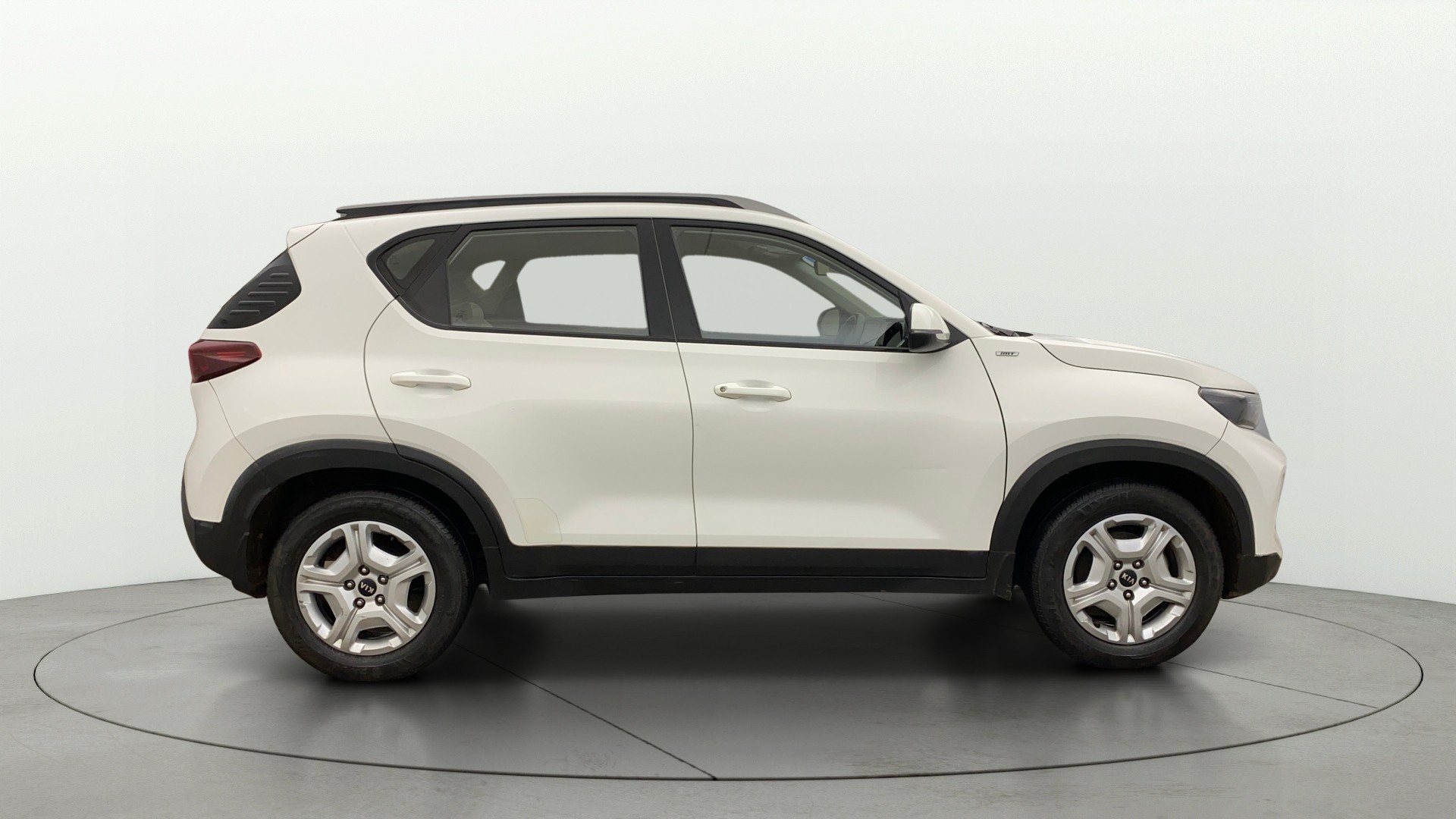 View 2021 Kia Sonet HTK Plus iMT Petrol Image 8 Used 2021 Kia Sonet HTK Plus iMT Petrol Image 8