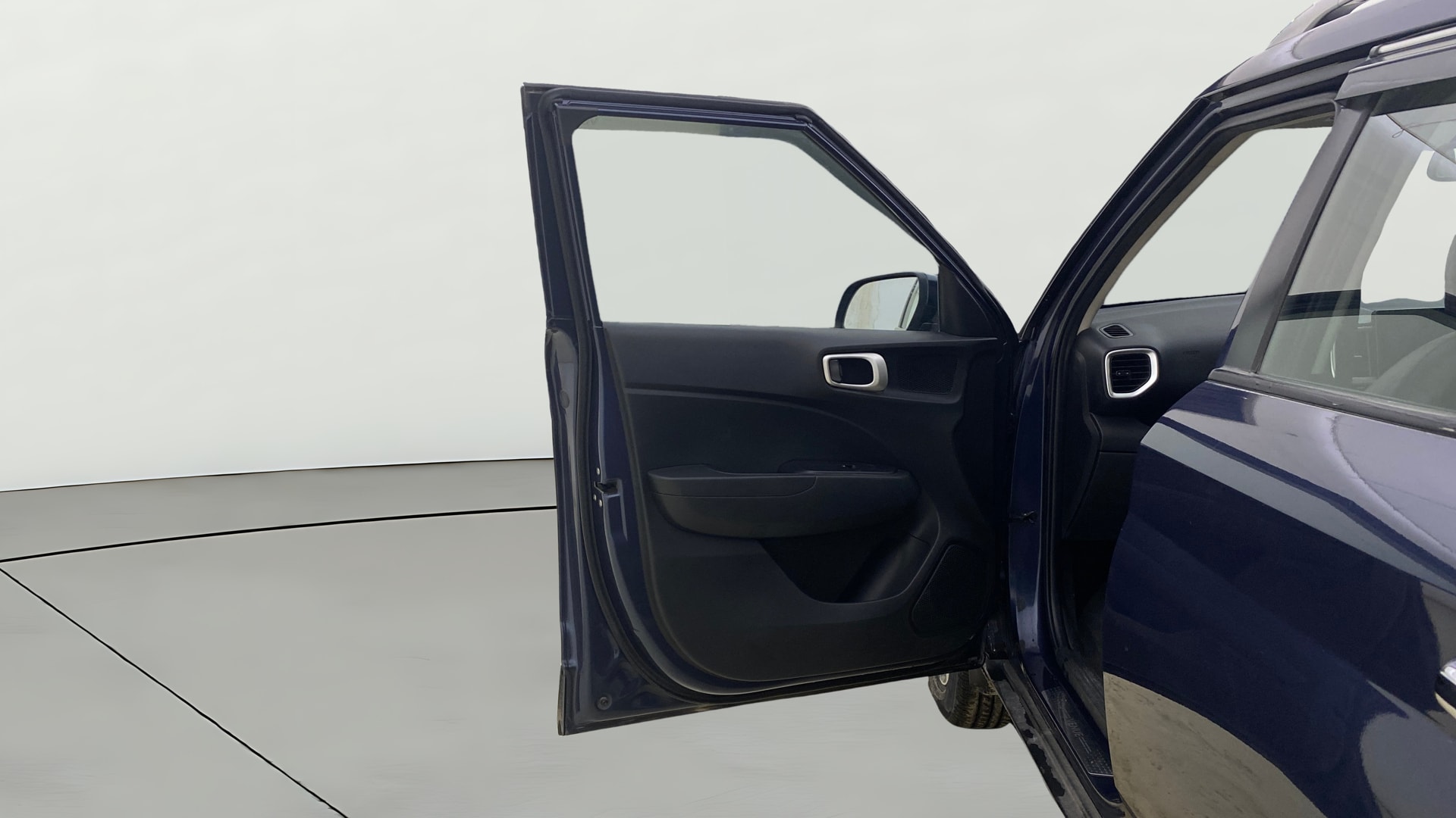 View 2019 Hyundai Venue SX Plus 1.0 Petrol AT Image 33 Used 2019 Hyundai Venue SX Plus 1.0 Petrol AT Image 33