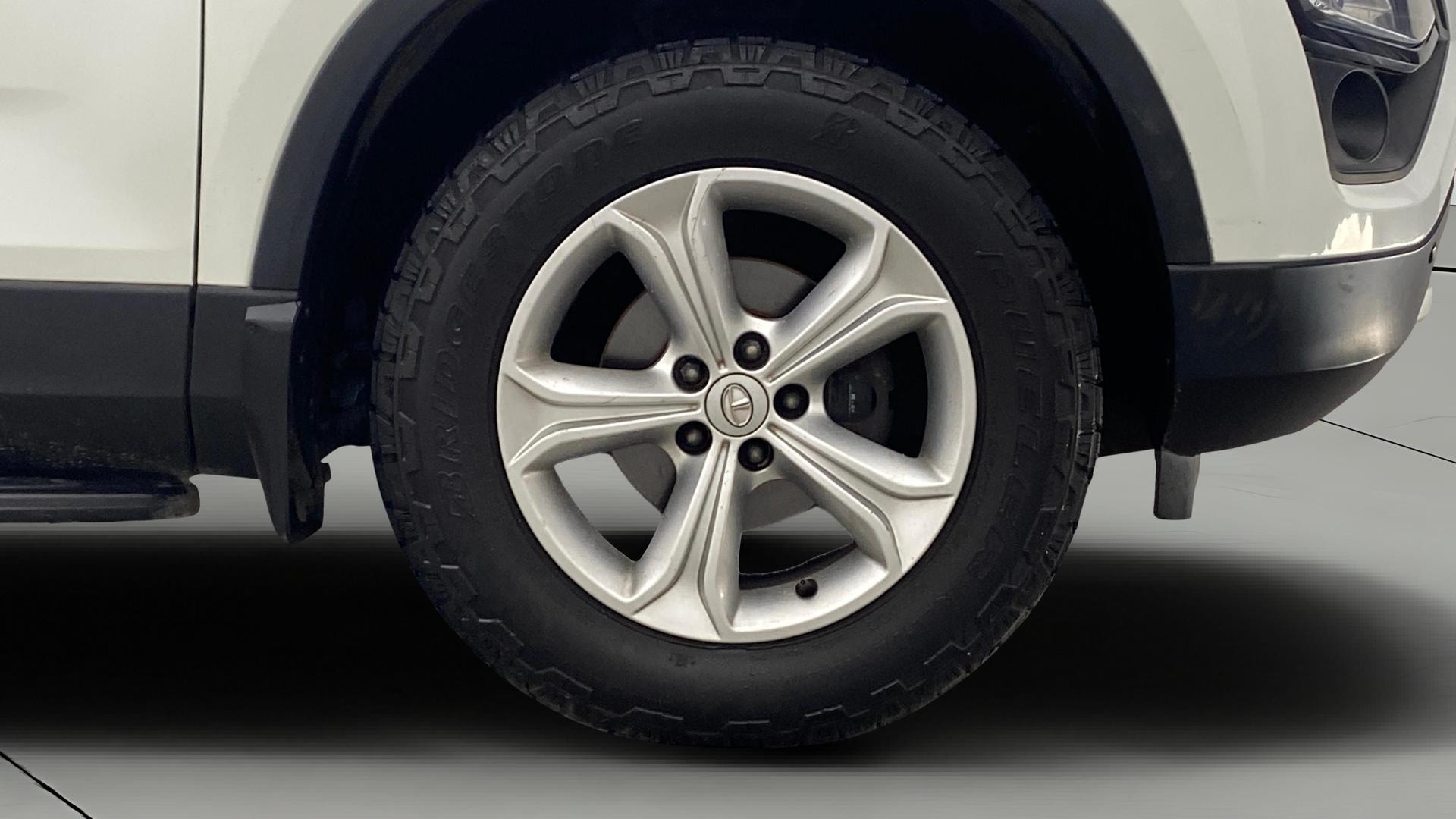 View 2019 Tata Harrier XE Image 42 Used 2019 Tata Harrier XE Image 42