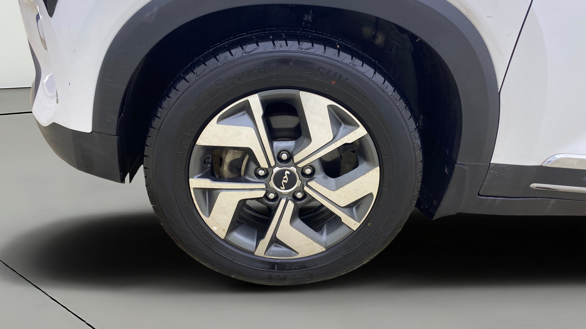 View 2022 Kia Sonet HTX AT Diesel Image 35 Used 2022 Kia Sonet HTX AT Diesel Image 35