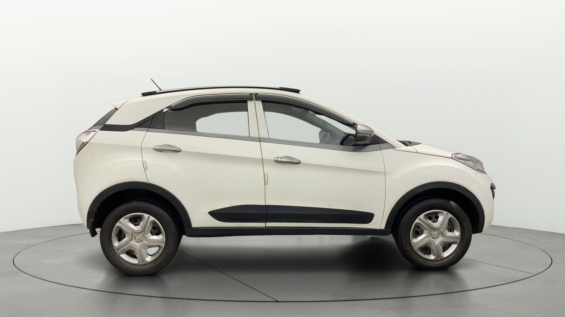 Used 2019 Tata Nexon Used 2019 Tata Nexon