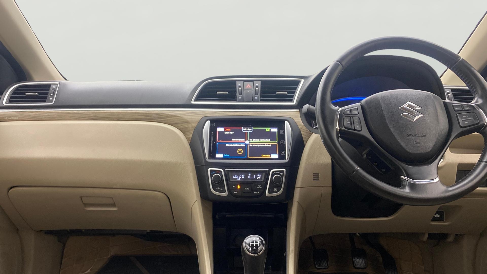 View 2019 Maruti Suzuki 1000 Base Variant Image 18 Used 2019 Maruti Suzuki 1000 Base Variant Image 18