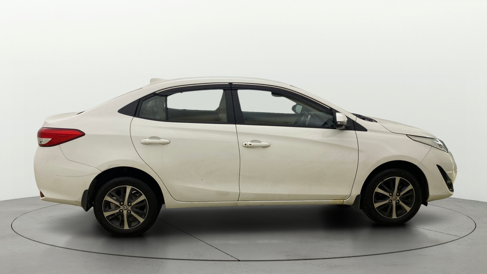 View 2021 Toyota Yaris G MT Image 8 Used 2021 Toyota Yaris G MT Image 8
