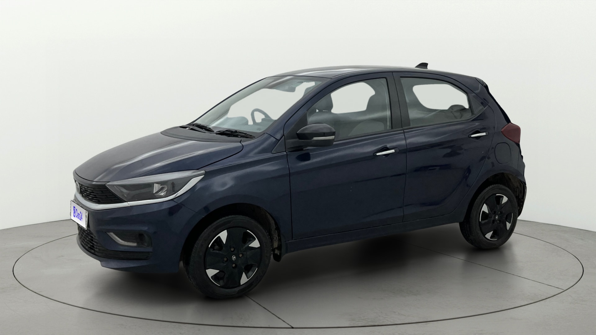 View 2025 Tata Tiago Revotorq XB Image 36 Used 2025 Tata Tiago Revotorq XB Image 36