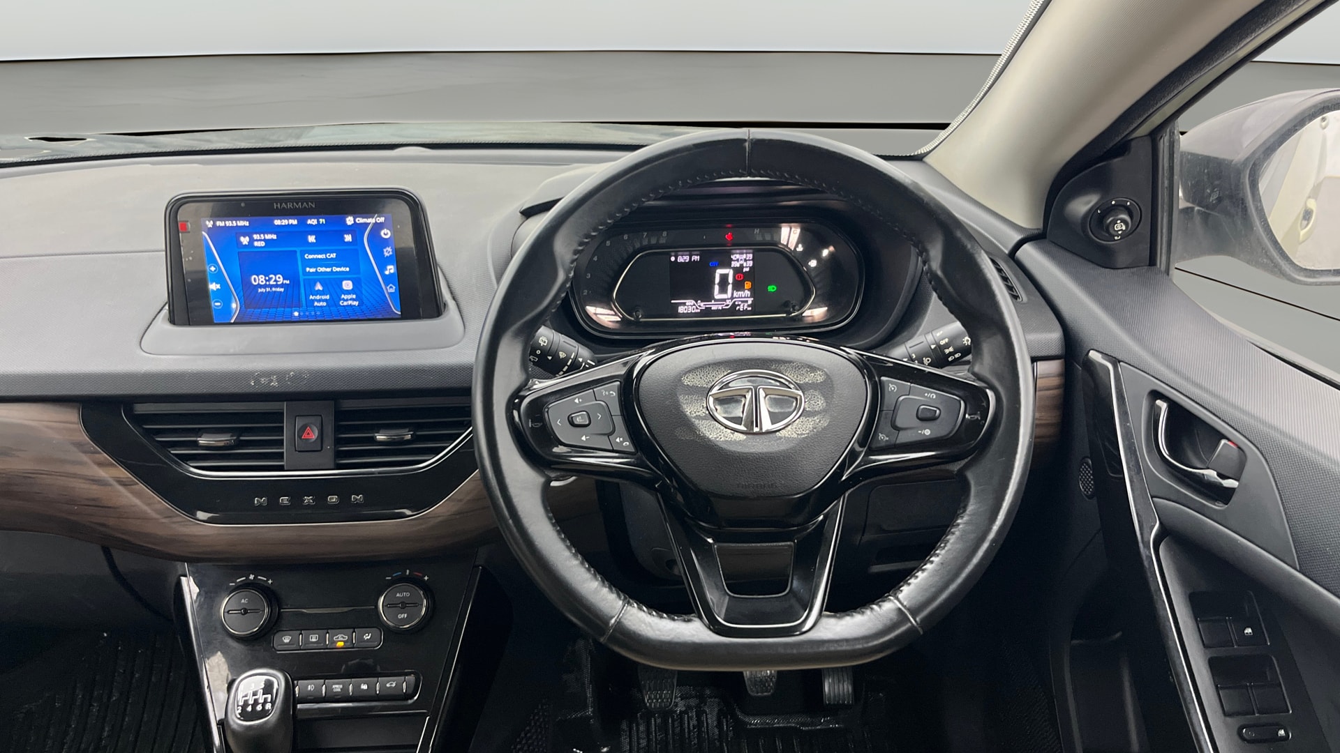 View 2022 Tata Nexon Revotron XE Image 21 Used 2022 Tata Nexon Revotron XE Image 21