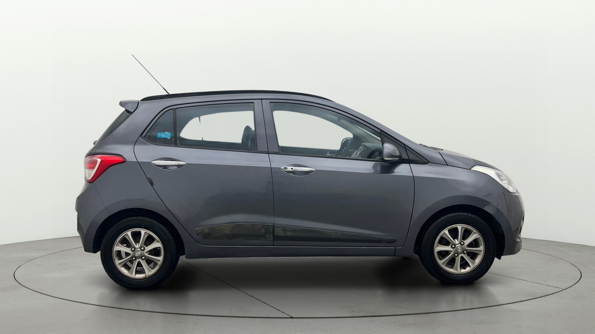 View 2016 Hyundai Grand i10 1.2 Asta Petrol Image 8 Used 2016 Hyundai Grand i10 1.2 Asta Petrol Image 8