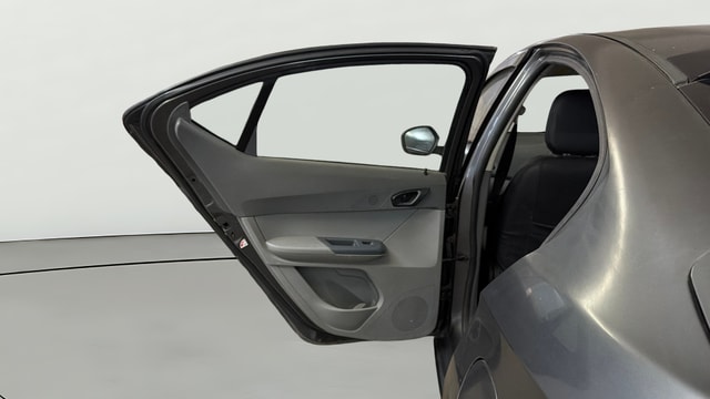 View Tata Tigor Image 22 Used Tata Tigor Image 22
