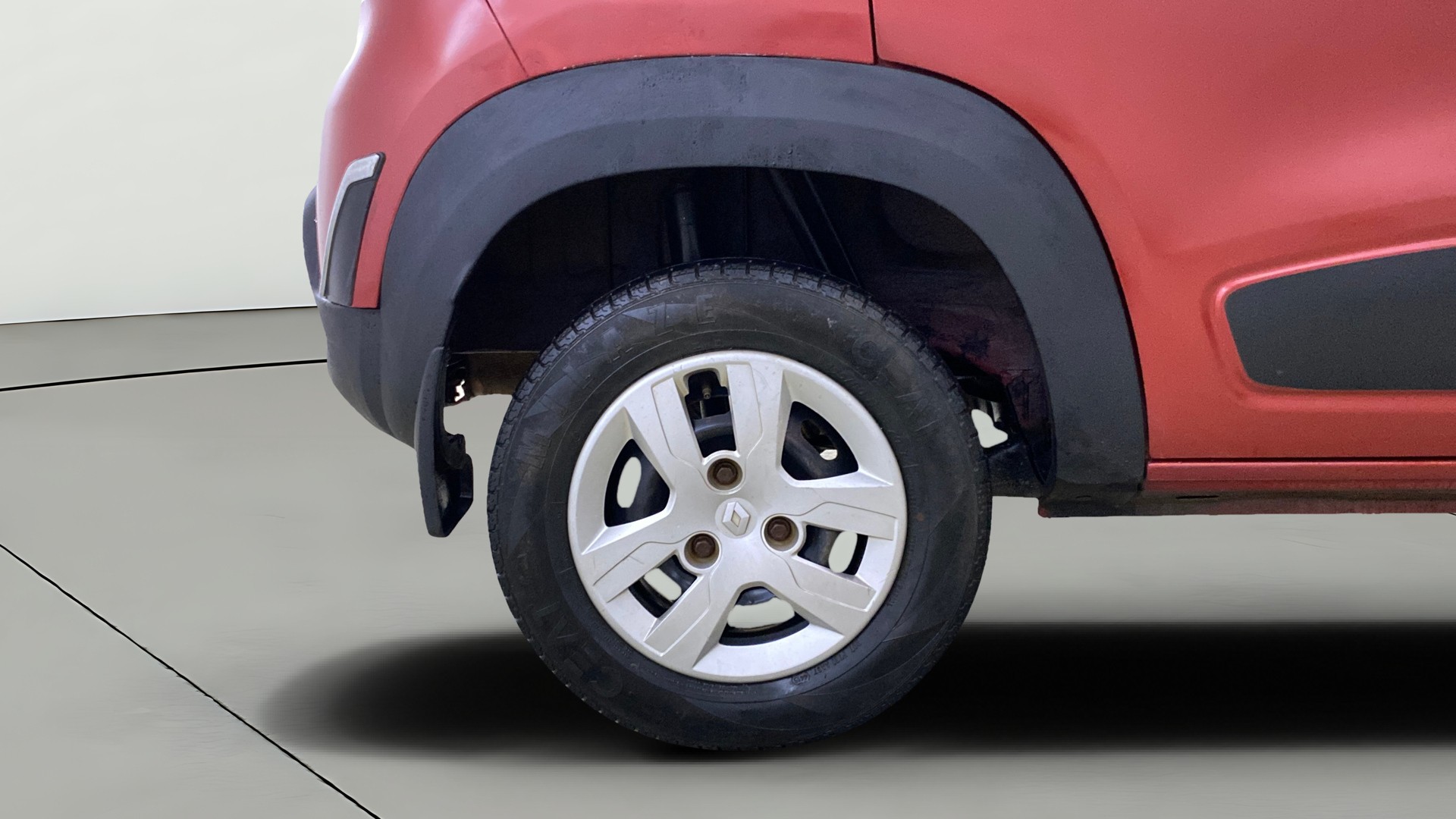 View 2015 Renault Kwid RXL Image 23 Used 2015 Renault Kwid RXL Image 23
