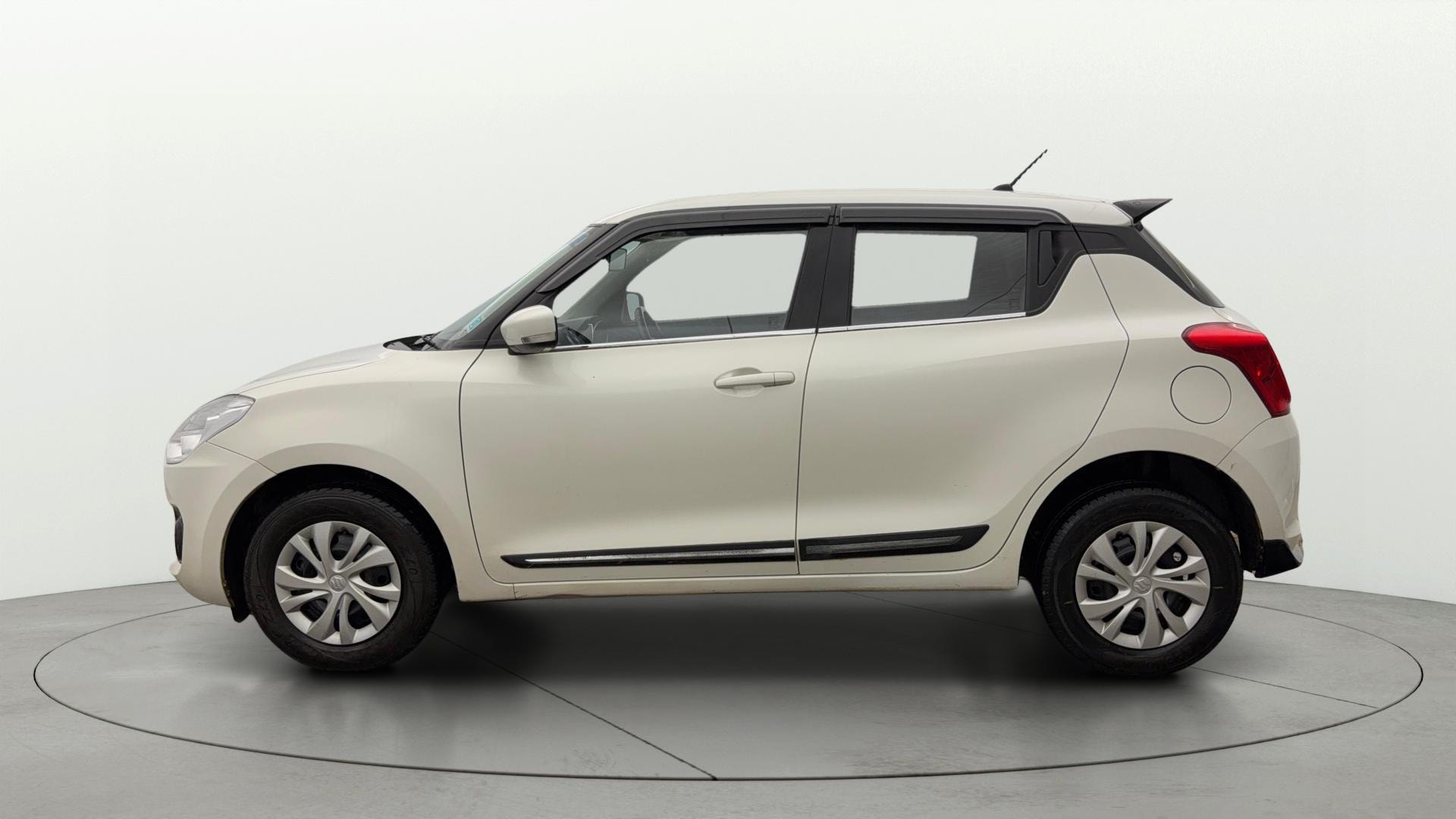 View 2023 Maruti Suzuki 1000 Base Variant Image 5 Used 2023 Maruti Suzuki 1000 Base Variant Image 5