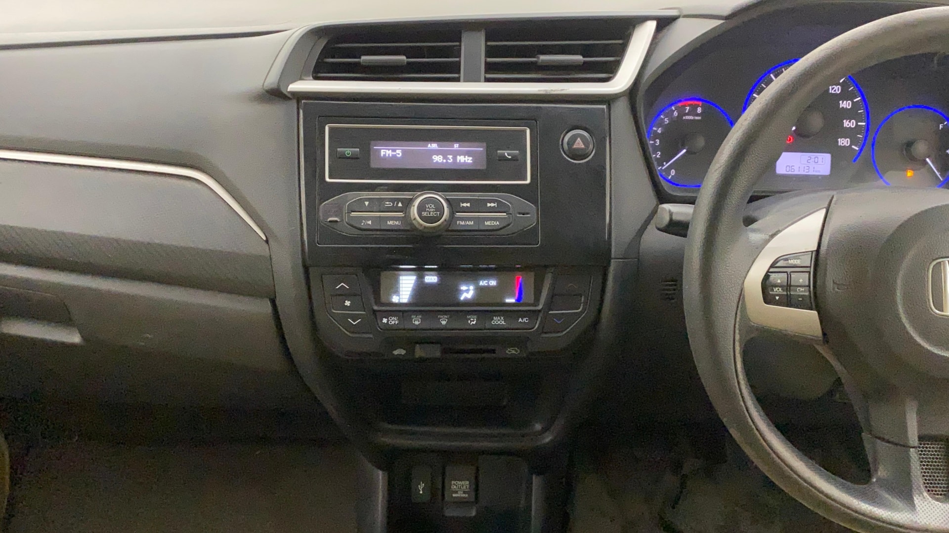 View 2017 Honda Brio S MT Petrol Image 17 Used 2017 Honda Brio S MT Petrol Image 17