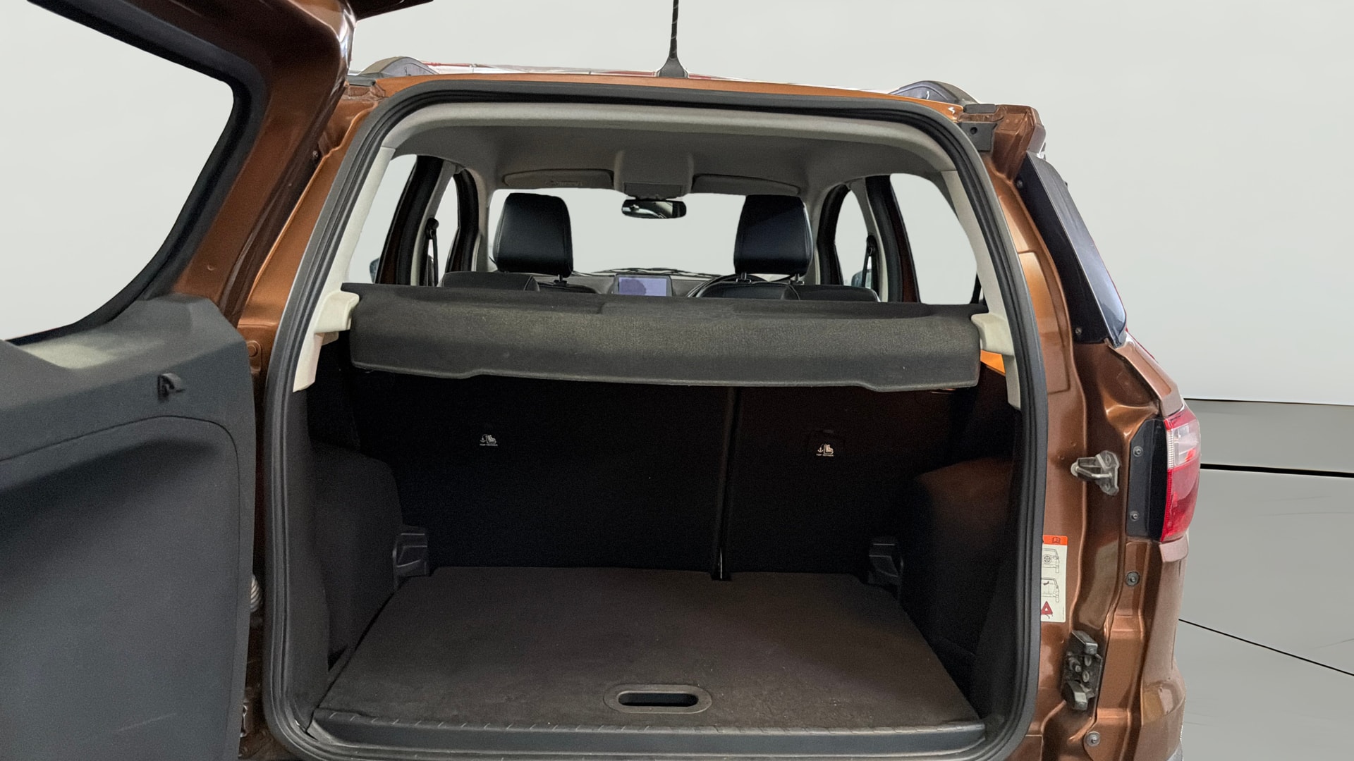 View 2019 Ford EcoSport 1.5 TDCi Diesel Ambiente BS IV Image 39 Used 2019 Ford EcoSport 1.5 TDCi Diesel Ambiente BS IV Image 39