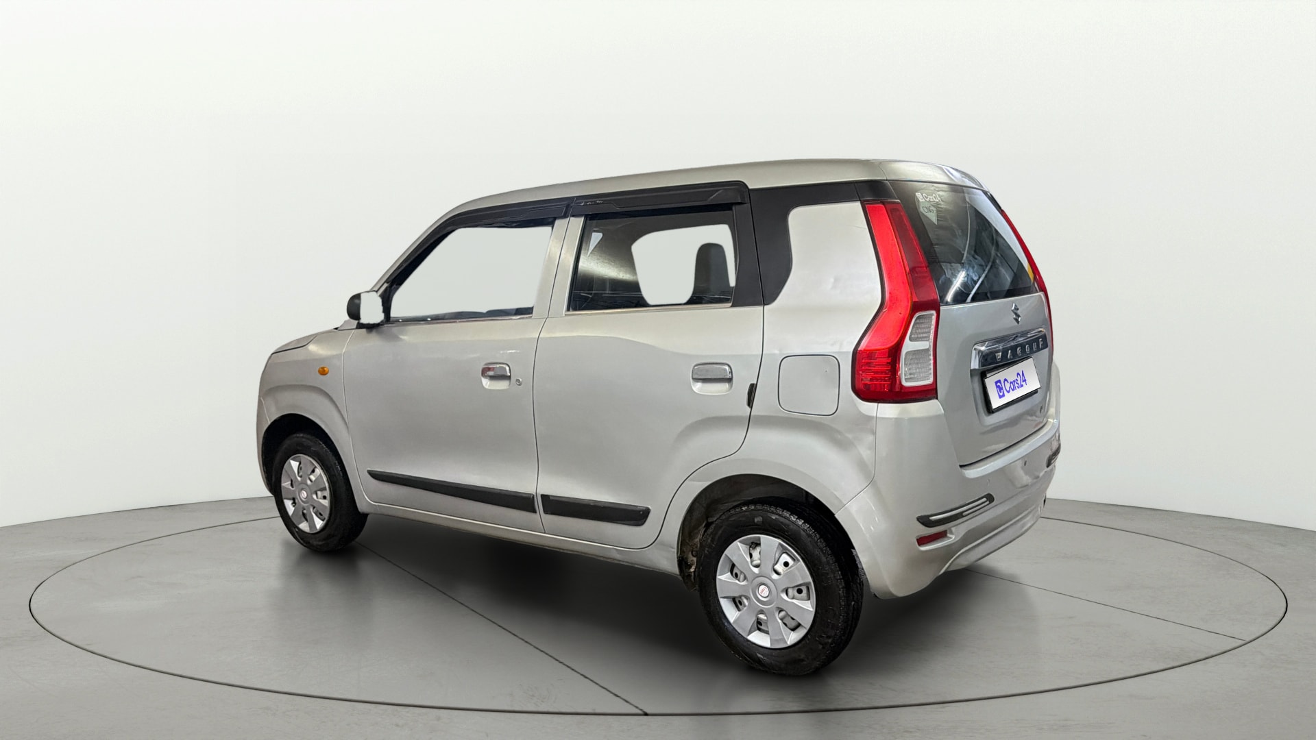 View 2020 Maruti Suzuki 1000 Base Variant Image 2 Used 2020 Maruti Suzuki 1000 Base Variant Image 2
