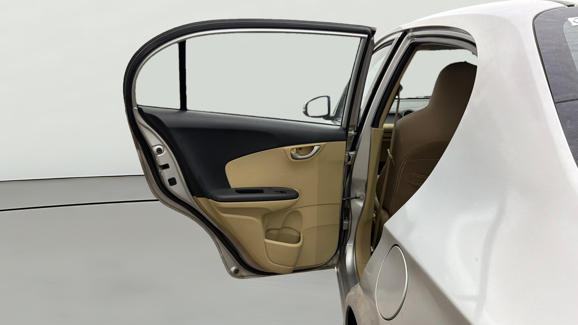View 2015 Honda Amaze E MT Petrol BS IV Image 22 Used 2015 Honda Amaze E MT Petrol BS IV Image 22
