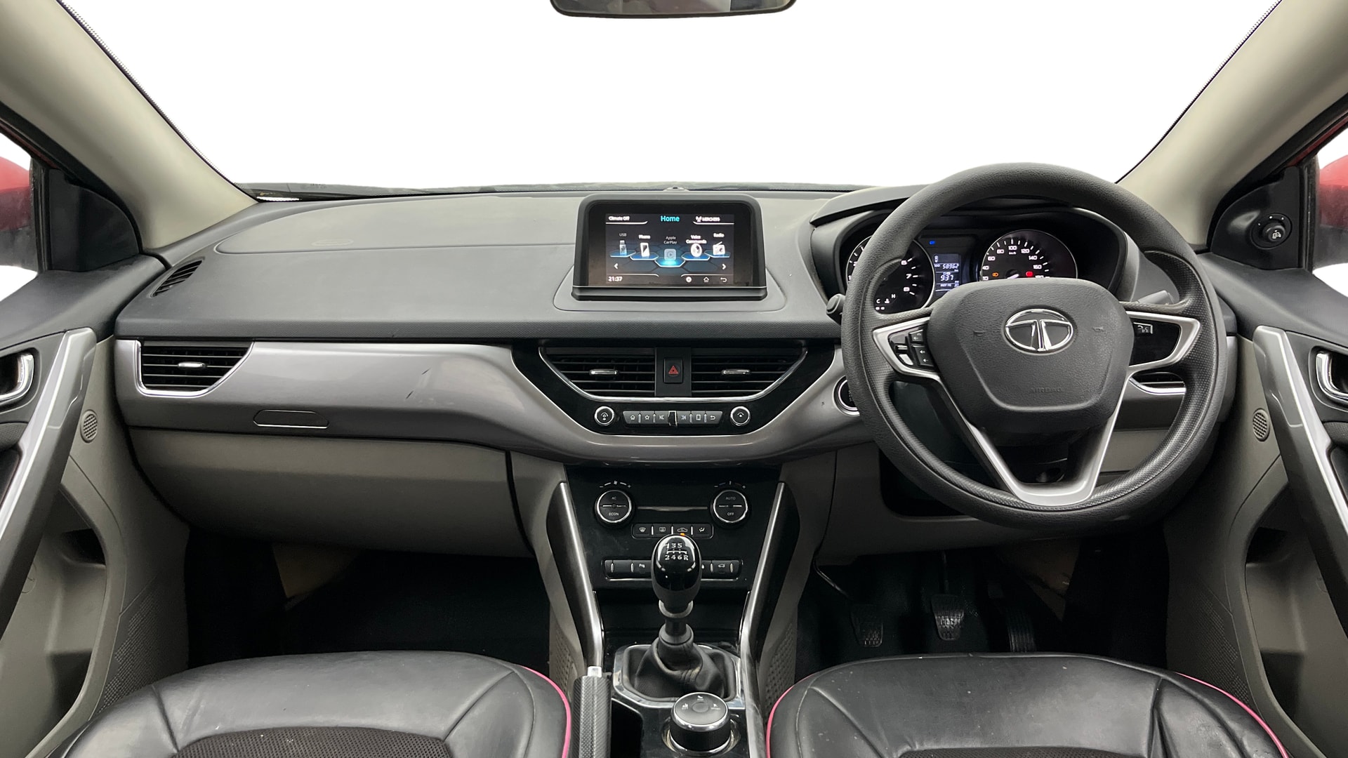 View 2018 Tata Nexon Revotron XE Image 15 Used 2018 Tata Nexon Revotron XE Image 15