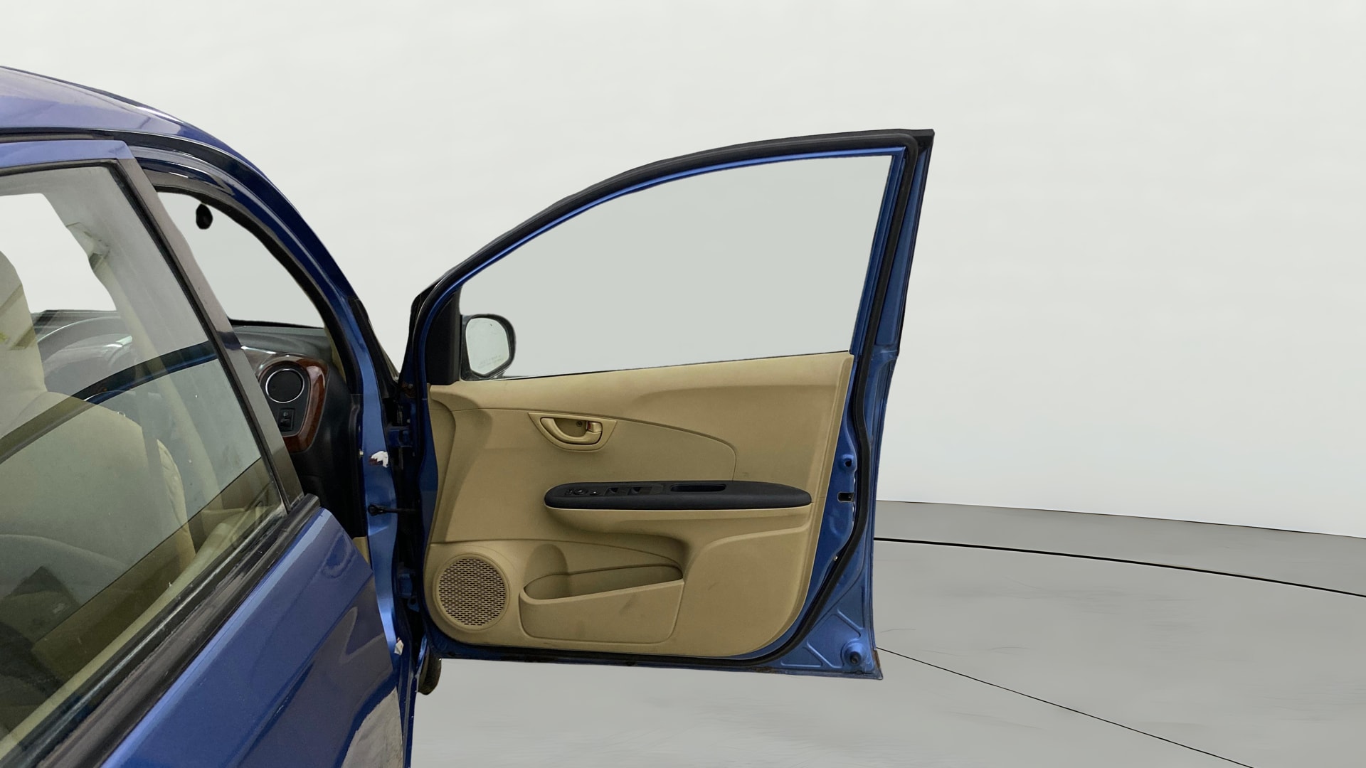 View 2014 Honda Amaze E MT Petrol BS IV Image 44 Used 2014 Honda Amaze E MT Petrol BS IV Image 44
