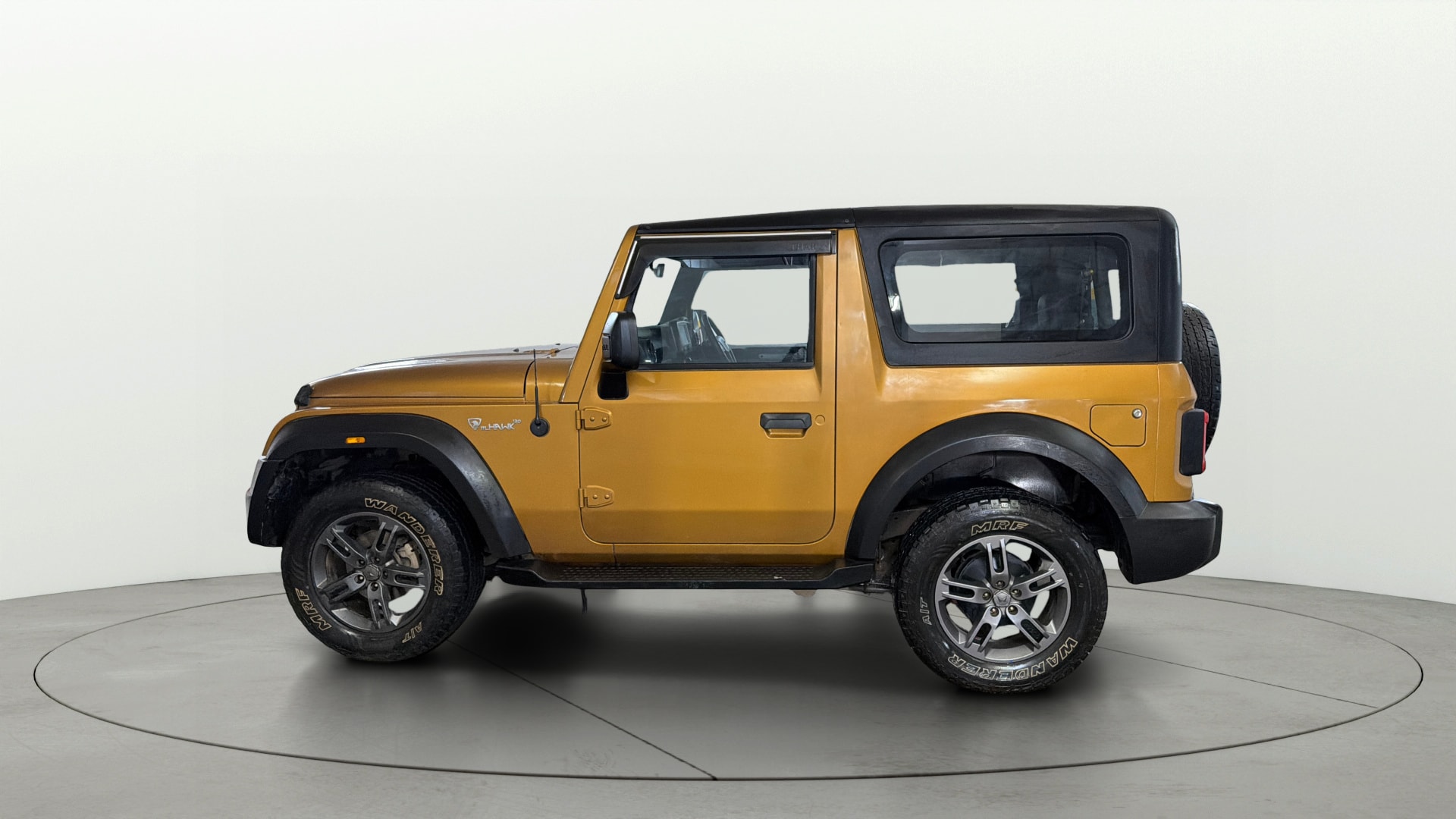 View 2023 Mahindra Thar AX Standard Manual Soft Top 6 Seater Image 5 Used 2023 Mahindra Thar AX Standard Manual Soft Top 6 Seater Image 5