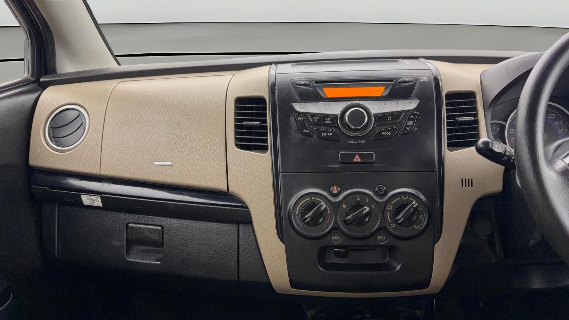 View 2018 Maruti Suzuki 1000 Base Variant Image 17 Used 2018 Maruti Suzuki 1000 Base Variant Image 17