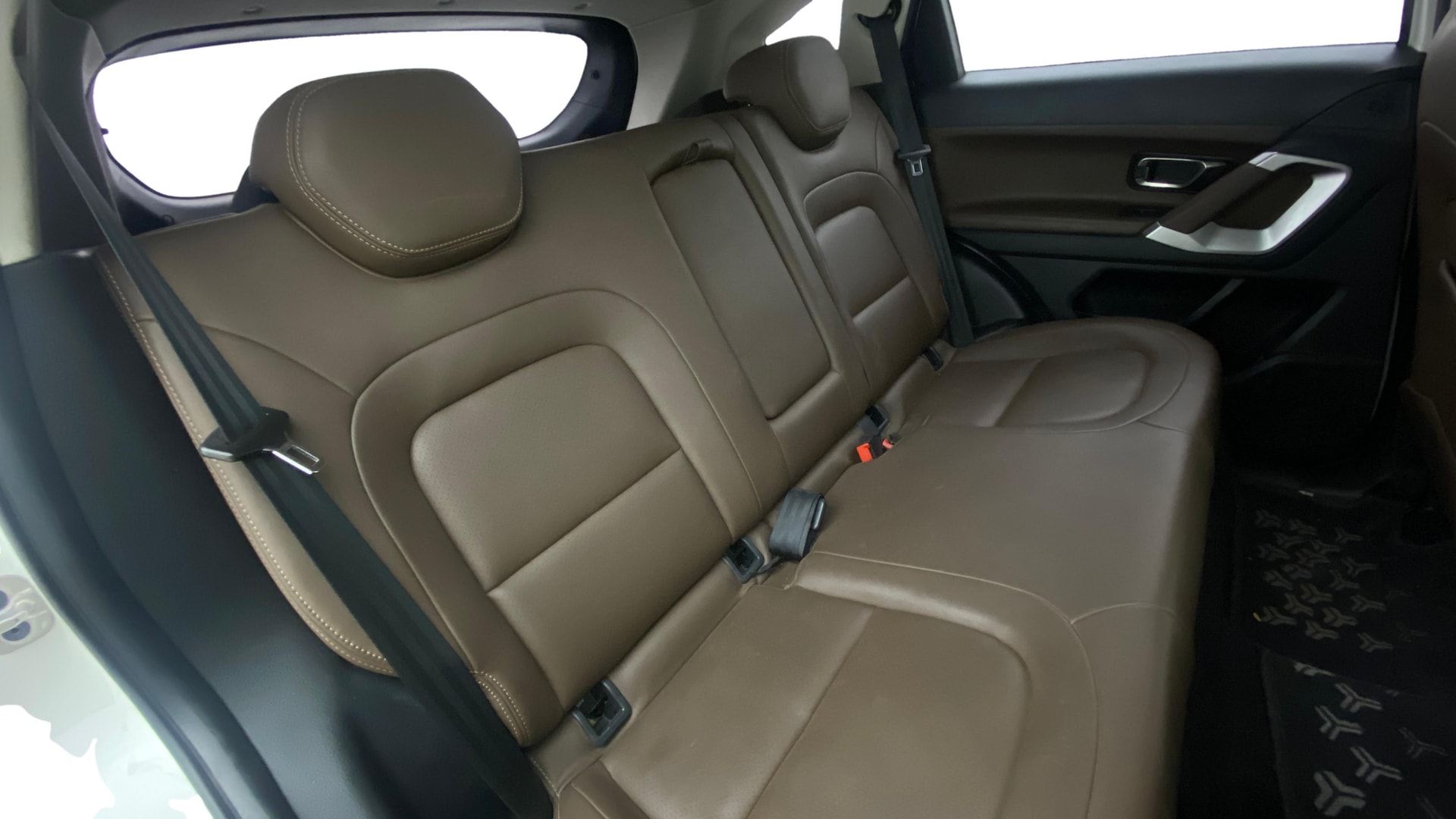 View 2019 Tata Harrier XE Image 30 Used 2019 Tata Harrier XE Image 30