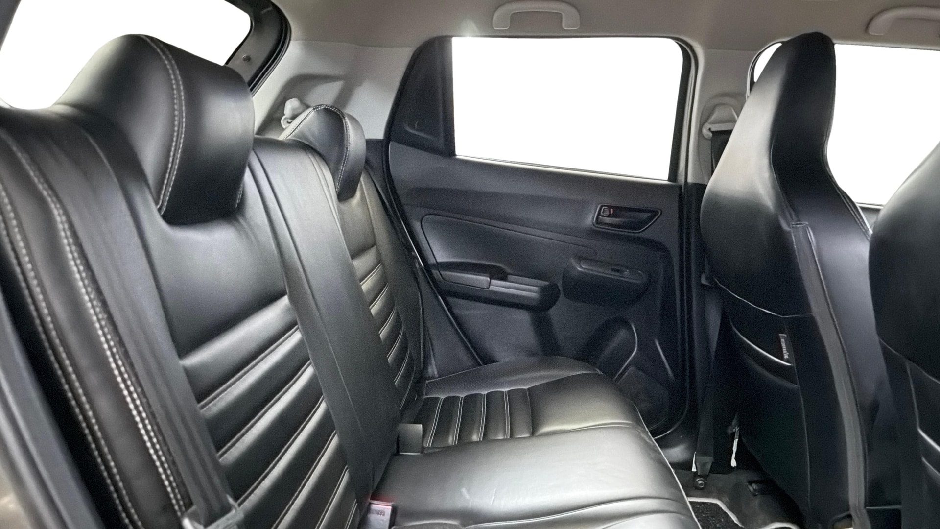 View 2022 Maruti Suzuki 1000 Base Variant Image 29 Used 2022 Maruti Suzuki 1000 Base Variant Image 29